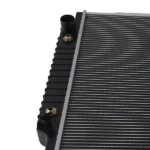 Aluminum Cooling Radiator fit for Ford Expedition Navigator 2003-2004 5.4L A2609