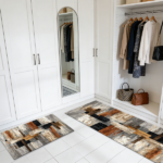 Three-piece kitchen rug set, non-slip and washable, abstract pattern kitchen hallway rug, soft and comfortable, suitable for sinks, floors, entrances, hallways and bathrooms. - Image 8