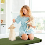 75"D x 30"W x 2.5"H sleeping mat for camping green - Image 4