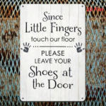 CIFbuy Hand Gesture Reminder Iron Metal Sign, Funny Vintage Wall Art Decor, 2D Flat Printed Hanging Plaque, Home Restaurant Decor 31x21 TikTok, TikTok, Flat Printed Hanging Plaque Self-pickup Logiopics - Image 4