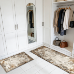 Three-piece kitchen rug set, non-slip and washable, abstract pattern kitchen hallway rug, soft and comfortable, suitable for sinks, floors, entrances, hallways and bathrooms. - Image 8