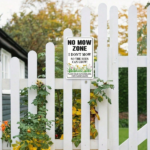 CIFbuy 1PC No Mow Zone Bee Metal Yard Sign 8x12 Inch, Humorous Pardon The Weeds We Are Feeding The Bees Floral Design Unframed Sign, Wa TikTok, TikTok, We Are Feeding The Bees Floral Design Unframed Sign Self-pickup Logiopics - Image 4