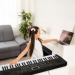 [Do Not Sell on Amazon] GEP-203 61 Key Keyboard with Piano Stand, Piano Bench, Built In Speakers, Headphone, Microphone, Music Rest, LED Screen, 3 Teaching Modes for Beginners - Image 6
