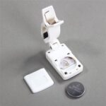 [Do Not Sell on Amazon] GV200 4/4 Classic Solid Wood Violin Case Bow Violin Strings Rosin Shoulder Rest Electronic Tuner - Image 11