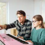 [Do Not Sell on Amazon]GEP-110 61 Key Keyboard with Piano Stand, Piano Bench, Built In Speakers, Headphone, Microphone, Music Rest, LED Screen, 3 Teaching Modes for Beginners - Image 8