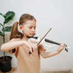 Full Size 4/4 Bunnel Edge Electric Silent Violin with Case Bow Rosin Headphone Connecting Line White - Image 4