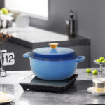 Cast iron 6QT cooking pot - Gradient blue - Includes two silicone gloves - Enamel pot - Image 11