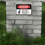 CIFbuy 1pc Fun Spiky Plant Warning Sign, Cactus Danger Metal Plate, Heavy-Duty Aluminum Decor, Red Text Outdoor Yard Garden Sig Warning ikTok, Warning ikTok, inum Decor Self-anckup LogiopSigDuty - Image 3
