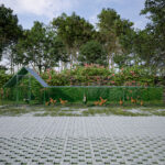 26'Lx6.7'Wx6.6' ft Large Metal Chicken Coop, Walk-in Chicken Run, Galvanized Wire Poultry Chicken Hen Pen Cage, Rabbits Duck Cages with Waterproof and Anti-Ultraviolet Cover for Outside - Image 12