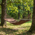 2-Person Polyester Caribbean Hammock with Hardwood Spreader Bars, 600lbs Weight Capacity Double Hammock for Patio Garden-Brown - Image 2