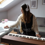 GDP-203 88 Key Standard Full Weighted Keyboards Digital Piano with Metal Stand, Power Adapter, Triple Pedals, Headphone for All Experience Levels Black Walnut - Image 7